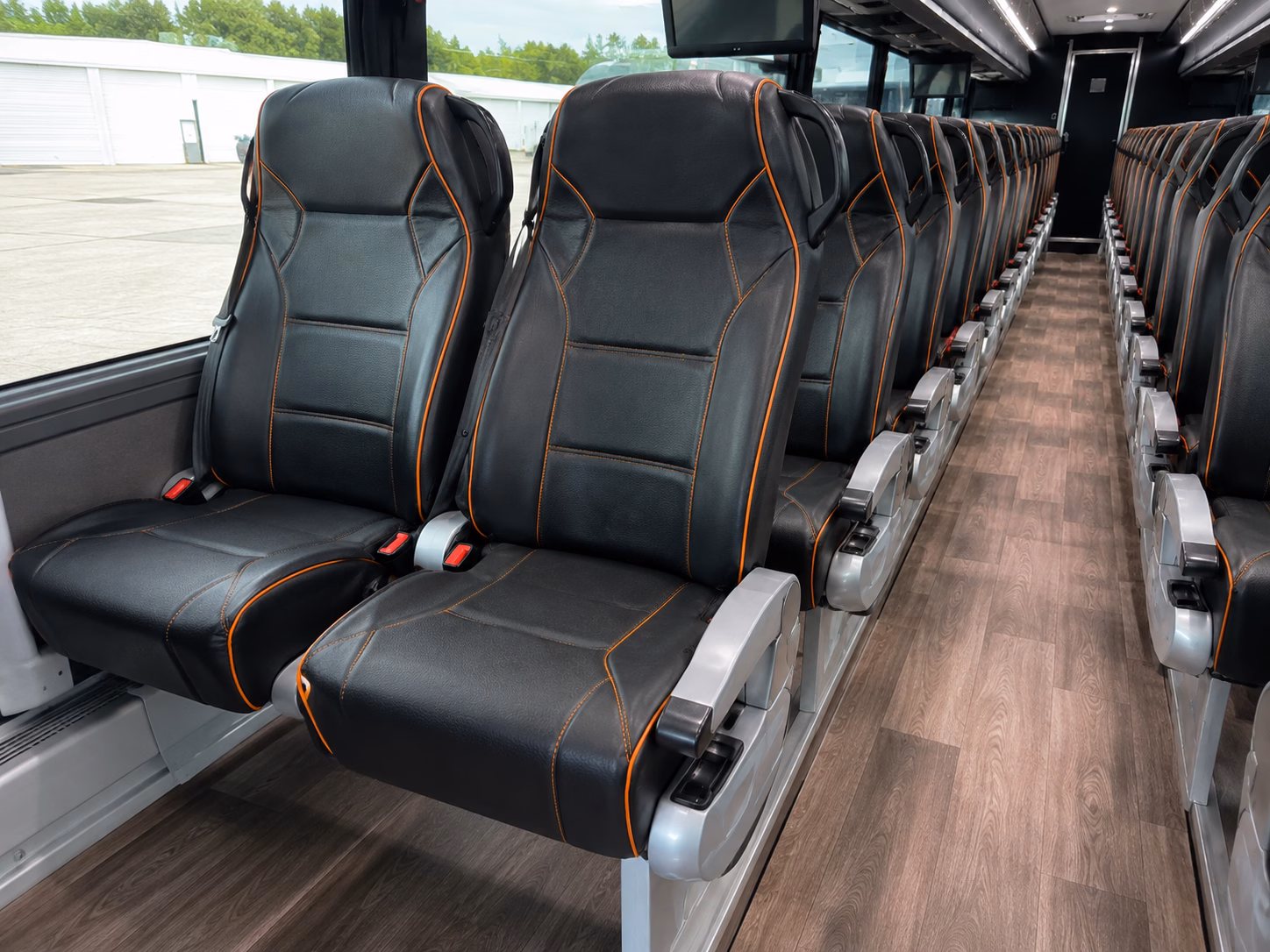buses for ann arbor bachelor and bachelorette parties