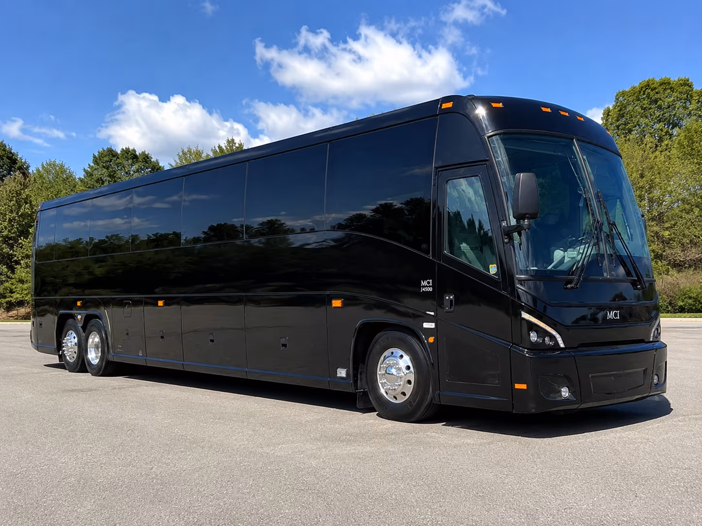 fan buses to michigan basketball and hockey games at crisler center and yost ice arena